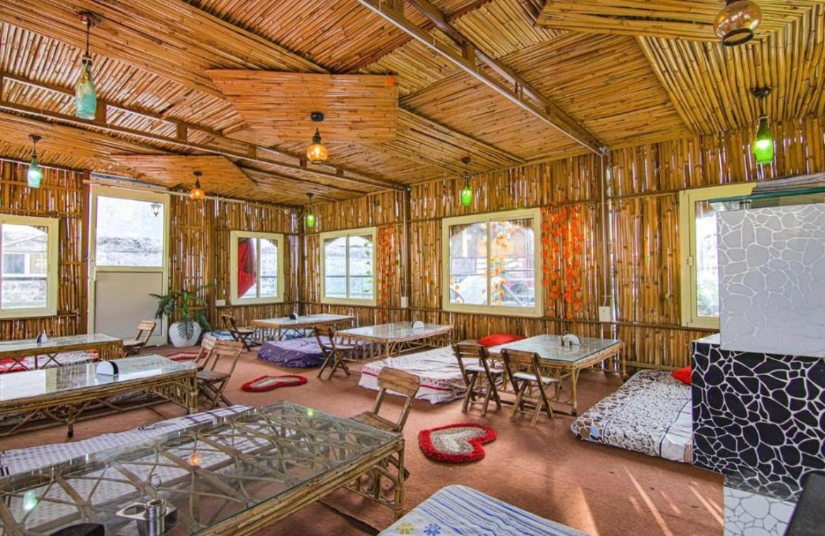 The For You Hotel & Restaurant Rishīkesh 外观 照片
