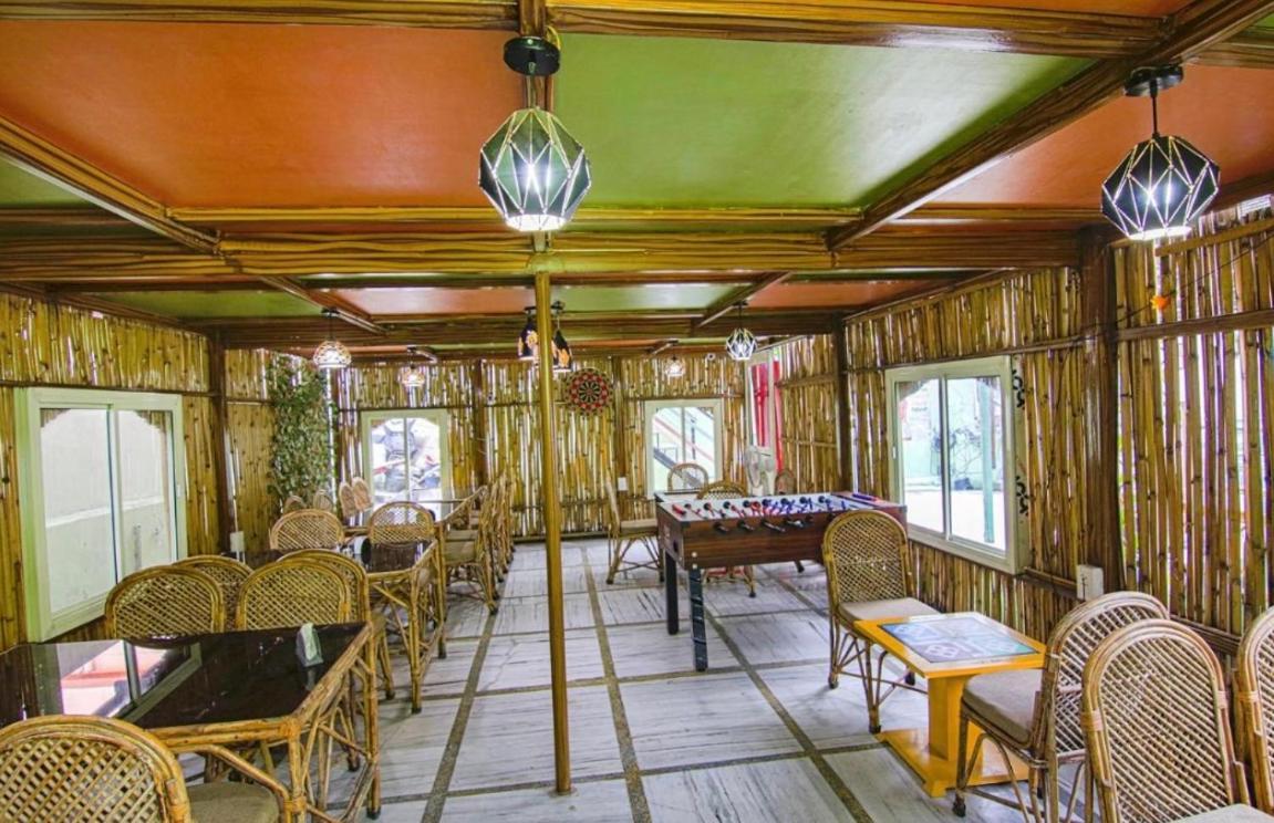 The For You Hotel & Restaurant Rishīkesh 外观 照片